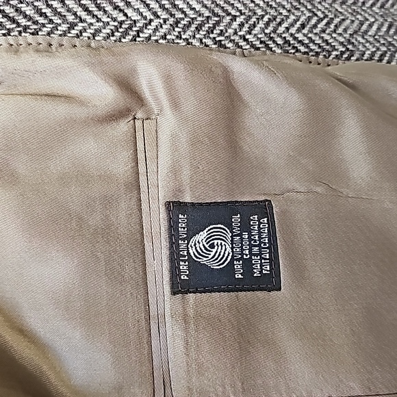 Herring bone tweed sport jacket - Picture 4 of 5